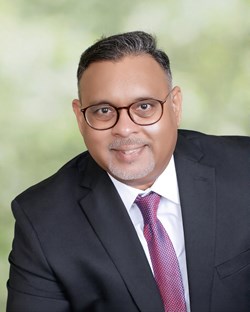 profile image for Venn Medisetti At BHHS Fox&Roach