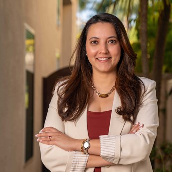 Aanal Bhuta Realtor in Tustin, CA