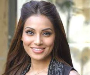 Bipasha Basu Tickets and Tours