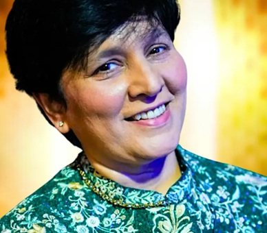 Falguni Pathak – The Undisputed Queen of Dandiya