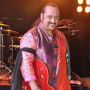 Lesle Lewis Tickets and Tours