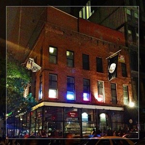 Bar 13