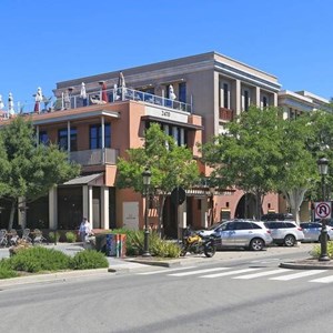 Bar 295