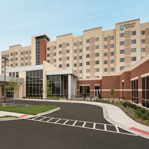 Embassy Suites by Hilton Chicago Naperville