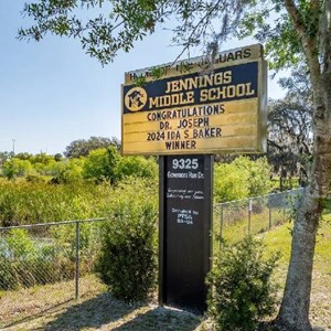  Jennings Middle School