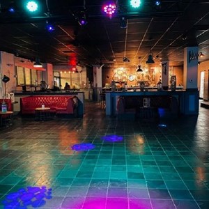 Terminal 8 - Bar & Lounge