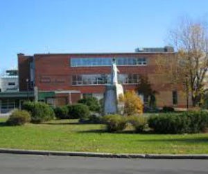 Richelieu Vanier Community Center