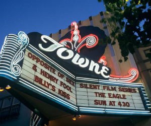 Towne 3 Cinemas