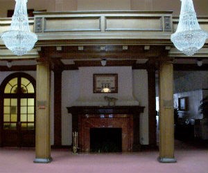 Le Petit Trianon Theatre