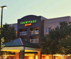 Courtyard Marriot Edison
