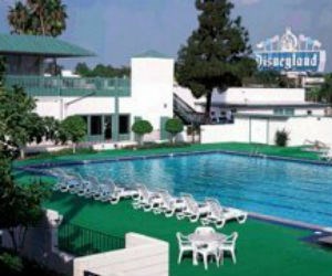 Anaheim Plaza Hotel 