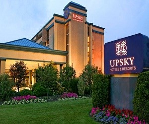 UpSky Long Island Hotel