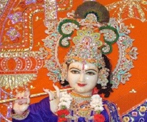 Shri Radha Krishna Temple