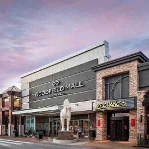 Woodfield Mall - Parking Lot