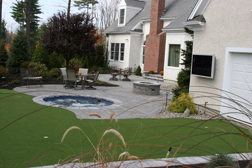 Heritage Landscaping & Trucking Inc in Clinton, MA