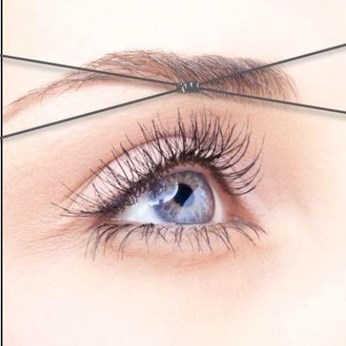 Jamila's Eyebrow Threading
