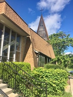 Church Of The Cross in Hoffman Estates, IL