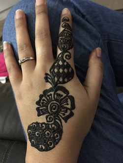 Henna Tatoo Services in Manor, GA
