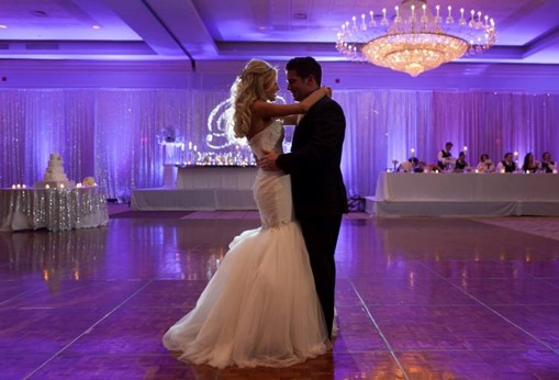 SatinChair.com - Chicago Wedding Decoration in Naperville, IL