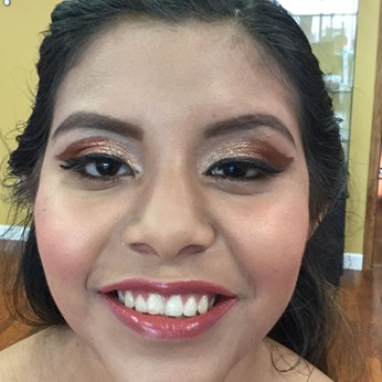 Disha's Beauty Salon in Bridgeview, IL