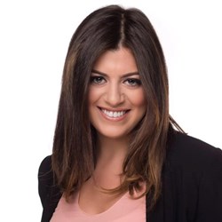 Rania Senusi Realtor in Mc Lean, VA