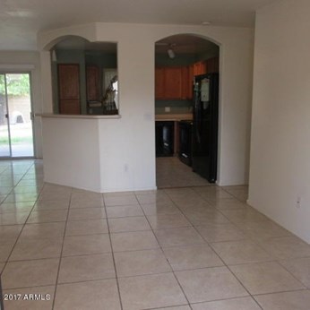 Hena Mehmetaj Real Estate Broker in Gilbert, AZ