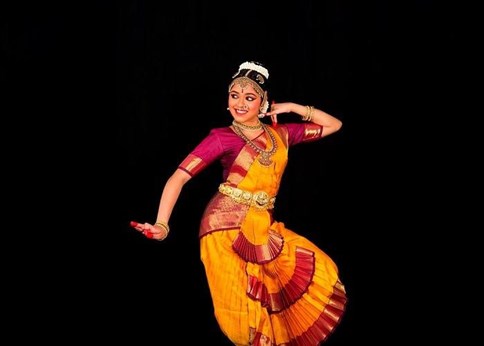 Anuradha Murali Bharathanatyam Dancer