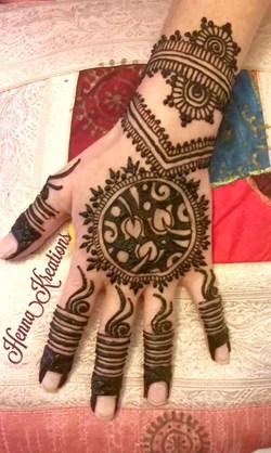 Henna Kreations in Burlington, ON