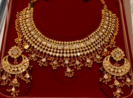 Zevar Gold And Diamond Jewellers in Brampton, ON