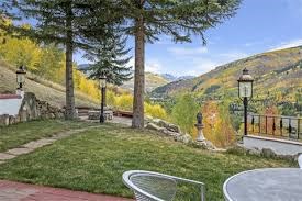 Jameelah Sabir Realtor in Novi, MI