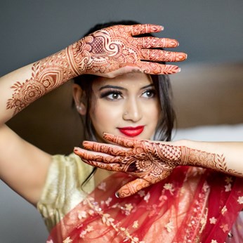 SARAHENNA in Bothell, WA