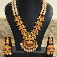 Sveccha Collections LLC in Madison, WI