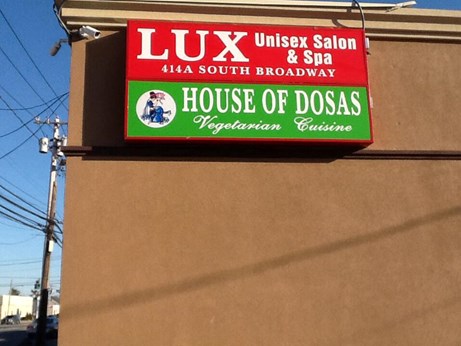 LUX Beauty Lounge