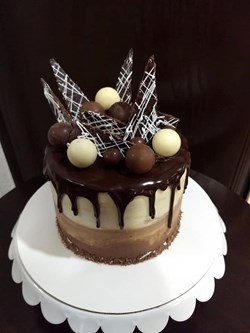 Cakes & Bakes By Smita in Frisco, TX