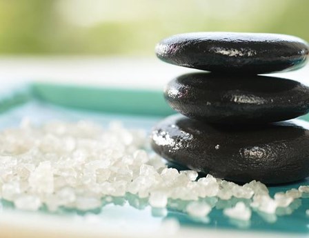 Present Nail Spa in Falls Church, VA