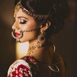 Da Fashionista in Brampton, ON