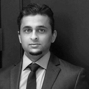 Haris Khan Insurance Broker in Maple, ON