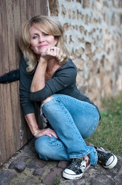 Magnolia Moments Photography in Phoenixville, PA