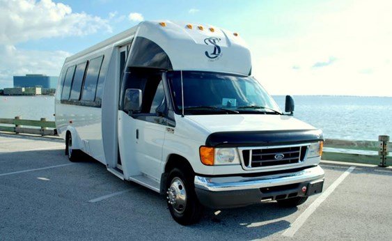 TS Limo Vip Bus in Tampa, FL