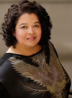 Sandra Luna Real Estate Agent in Greenbrae, CA