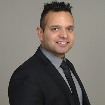 Hitesh Chadha Realtor in Downers Grove, IL