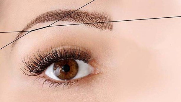 Classic Eyebrows Threading & Henna