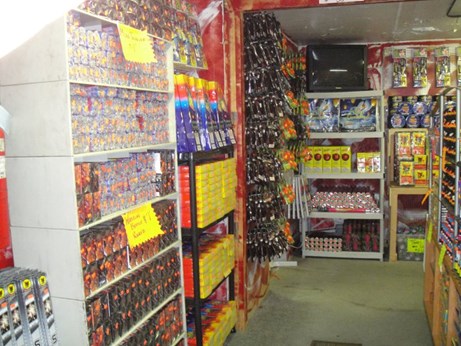 U.S. House Of Fireworks in Chicago, IL