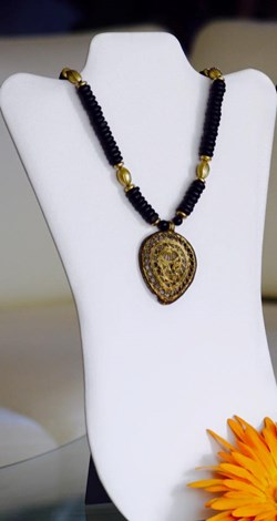 Aura Jewelry in Goleta, CA