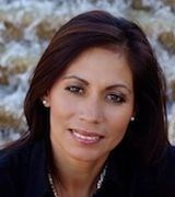 Sophia Hussain Realtor in Phoenix, AZ