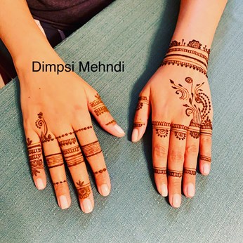 Dimpsi Mehndi