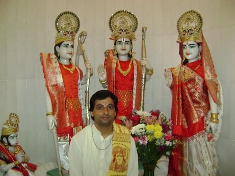 Acharya Shree Hari - Hindu Vedic Priest And Astrology Services Provider