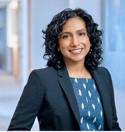 Rashmi Singh Financial Analyst in Chicago, IL