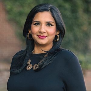 Gia Khan Realtor in Hempstead, NY