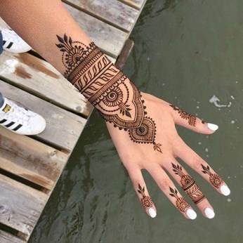 Henna Mehndi Designs in Devine, TX